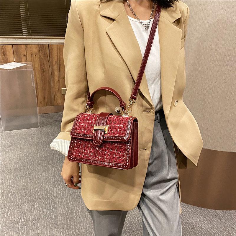 Niche Light Luxury Small Fragrant Style Women's Armpit Bag Senior Sense of Mini Crossbody Bag Simple Versatile Casual Paragraph Shoulder Bags