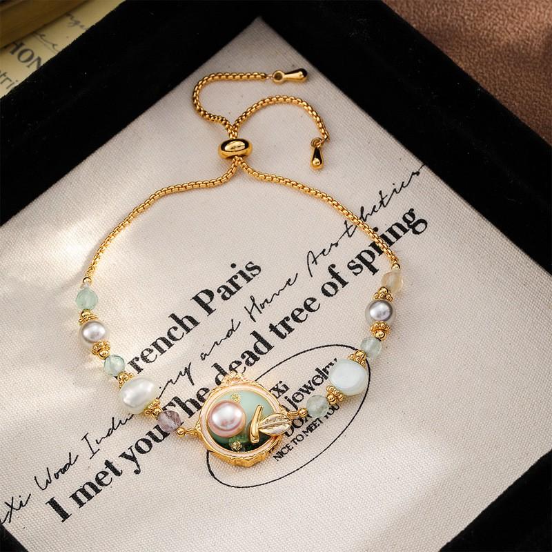 Elegant Floral Freshwater Pearl Bracelet With 18K Gold Plated Copper Natural Stone Women Stretch Design