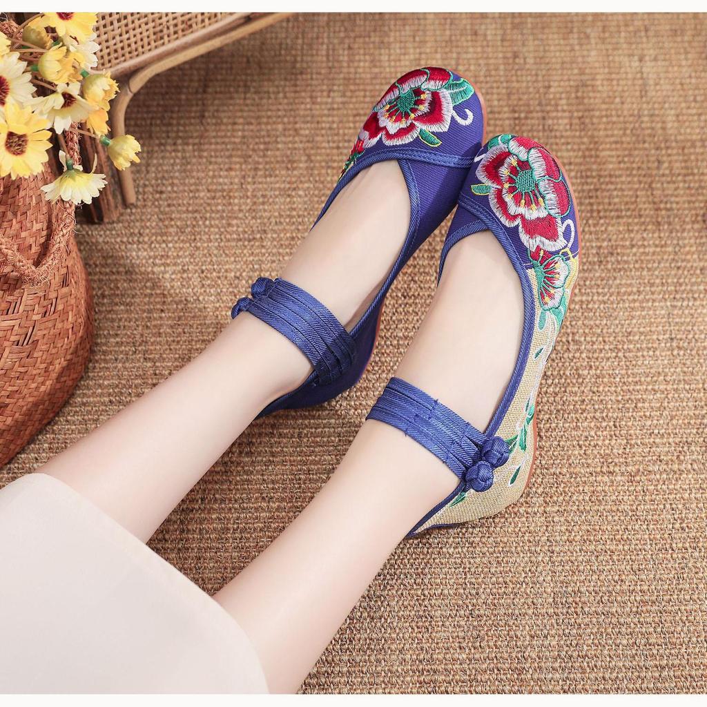 Chinese Embroidered Hibiscus Flowers Cloth Shoes Women's Shoes and Linen Tendon Soles