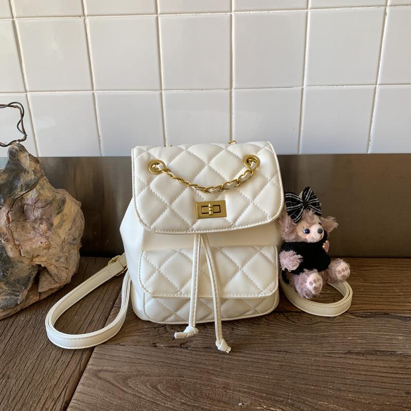 Модный женский рюкзак с ромбовидной вышивкой нитью, новая универсальная модель 2025 года, дорожный мини-рюкзак на цепочке для школы