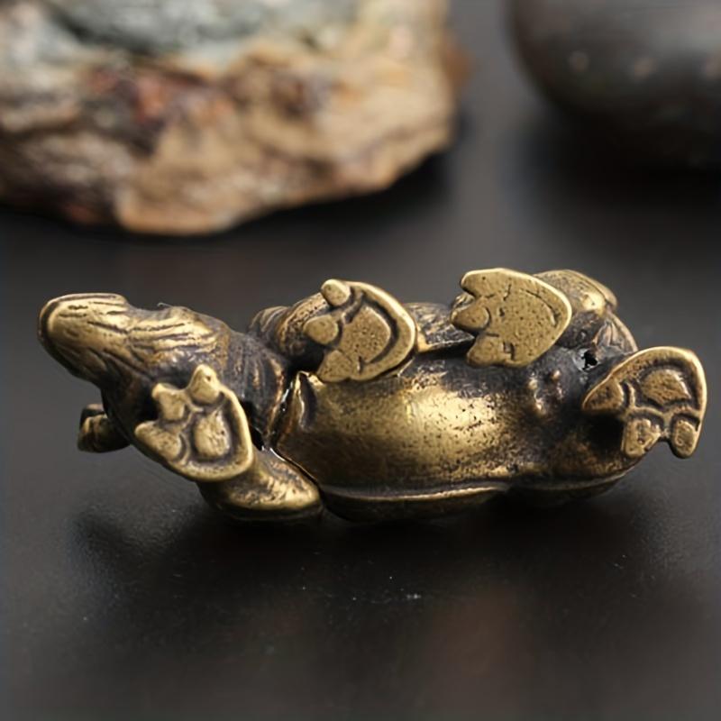 1 шт. Изысканная старинная латунная фигурка носорога - миниатюрная скульптура ручной работы для внутреннего декора дома с медными акцентами и уникальной резьбой