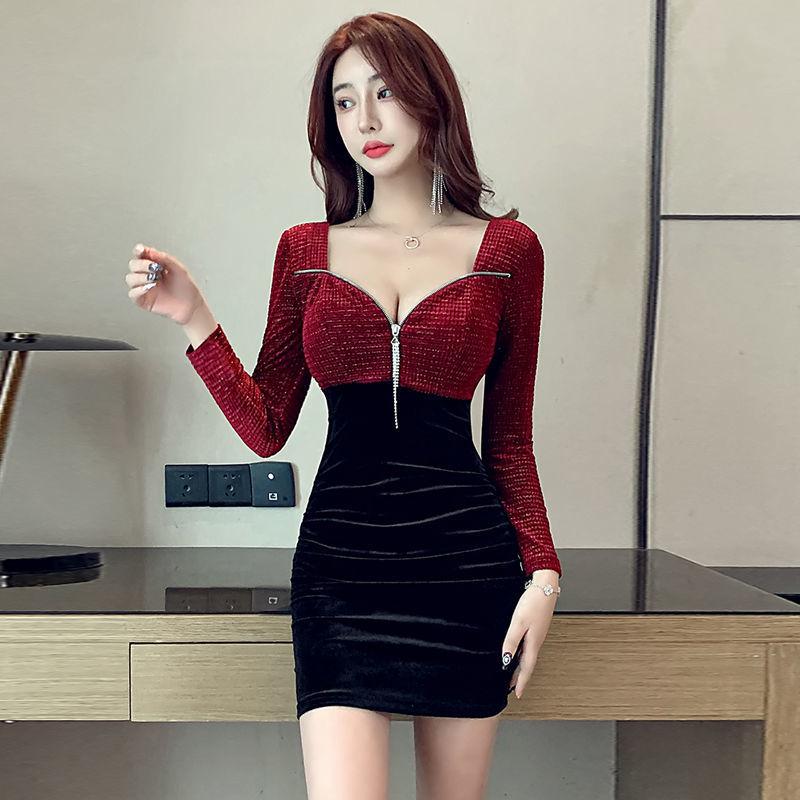 Women's Velvet Long Sleeve Bodycon Dress - Sexy Low-Cut Mini Skirt for Autumn/Winter Nightclub or Work Events