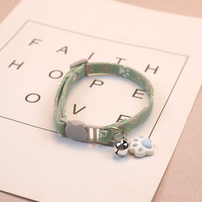 Милые и стильные кошачьи ошейники с регулируемой пряжкой и колокольчиком, ошейник для питомца, для маленьких и средних собак, высокое качество