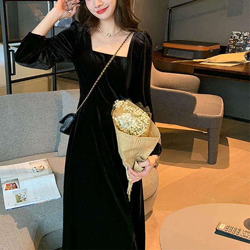 Long Sleeve Velvet Dress Women's Autumn Temperament Long Dress Square Neck Small Black Dress New