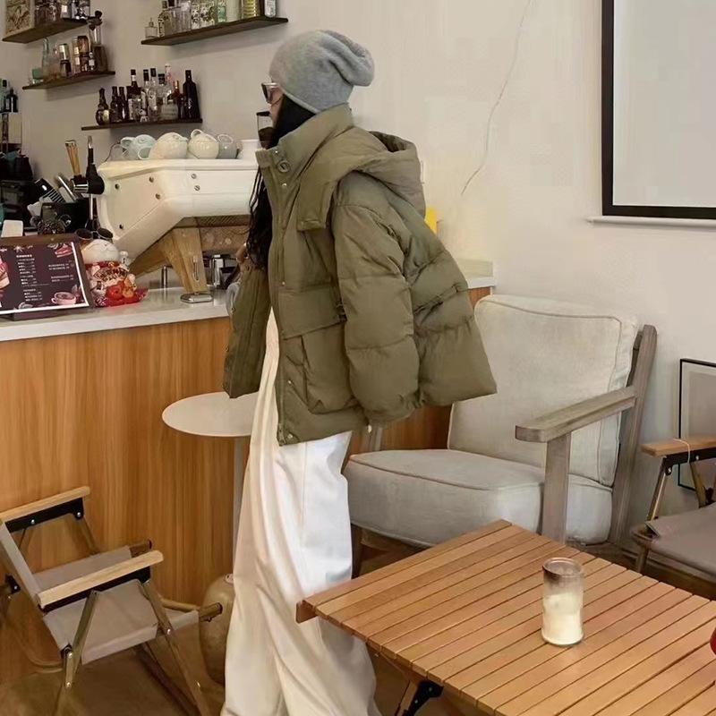 Winter down jacket women's short 2024 new fashion hooded literary and warm white duck down thin design pocket