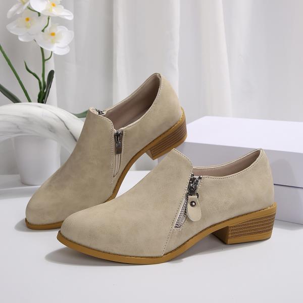 Fashion Winter Shoes Women British Style Autumn Round Toe Low Heels Preppy Fall On Heels New Retro Solid Zip Metal Decoration Rubber PU
