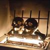 Имитация кости человеческой головы Керамический огнеупорный кострище Скелет Полено для костра Костер Камин