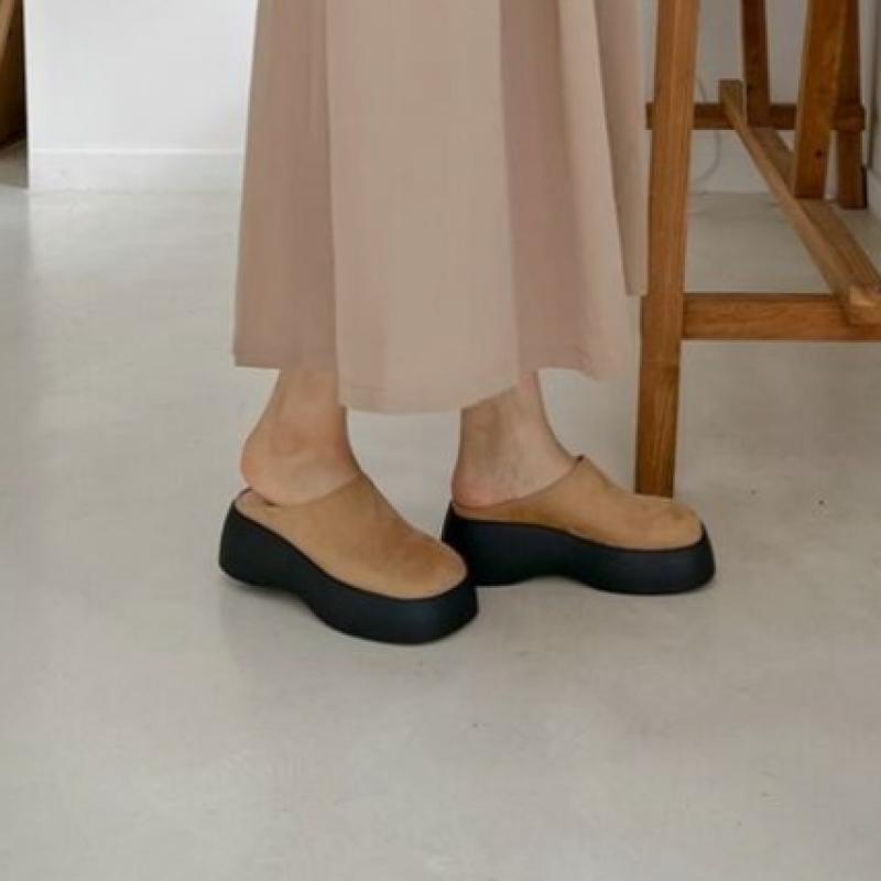 New Arrivals Open Run Women Miranka Height Increasing Slippers Suede Platform