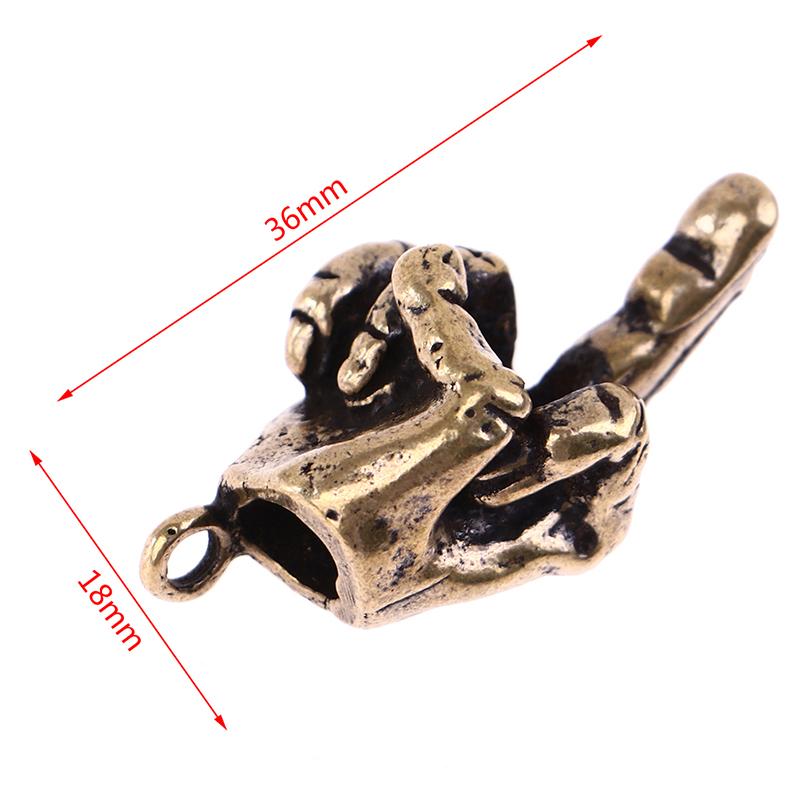 Металлический латунный брелок с поднятым средним пальцем в форме подвески, ювелирный брелок