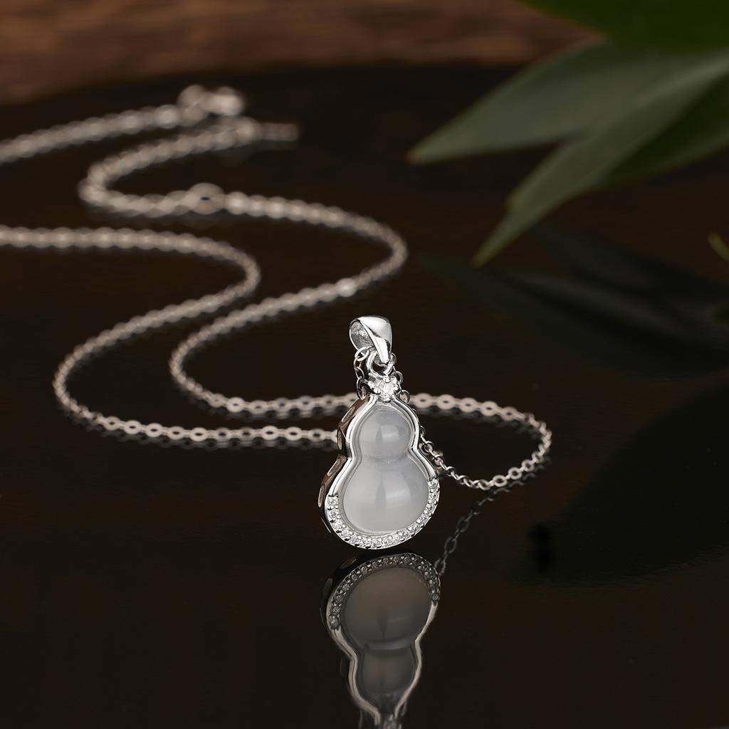 Ожерелье из натурального халцедона в форме тыквы из стерлингового серебра 925 пробы для женщин, легкое, роскошное, с цепочкой на ключицу, универсальное, в античном стиле