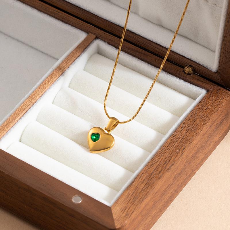 Trendy Fashion Gold Plated Zircon Stainless Steel Love Heart Pendant Necklace Women's High-grade Bamboo Clavicle Chain Sporty