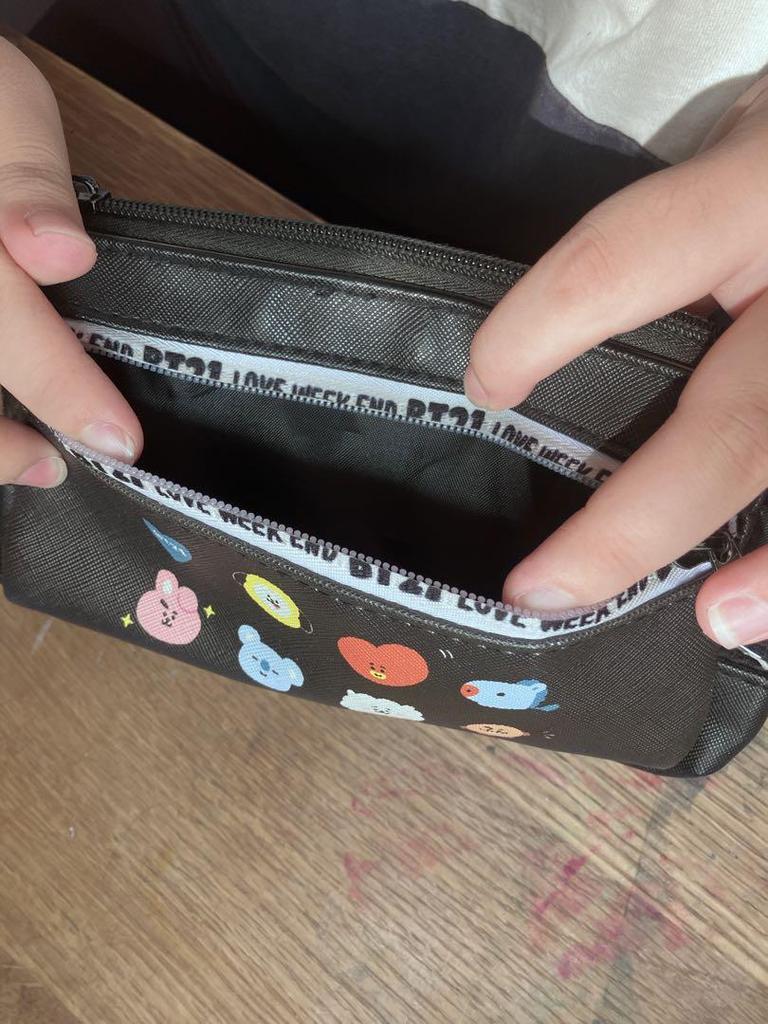 [Б/У] Пенал большой емкости BTS goods