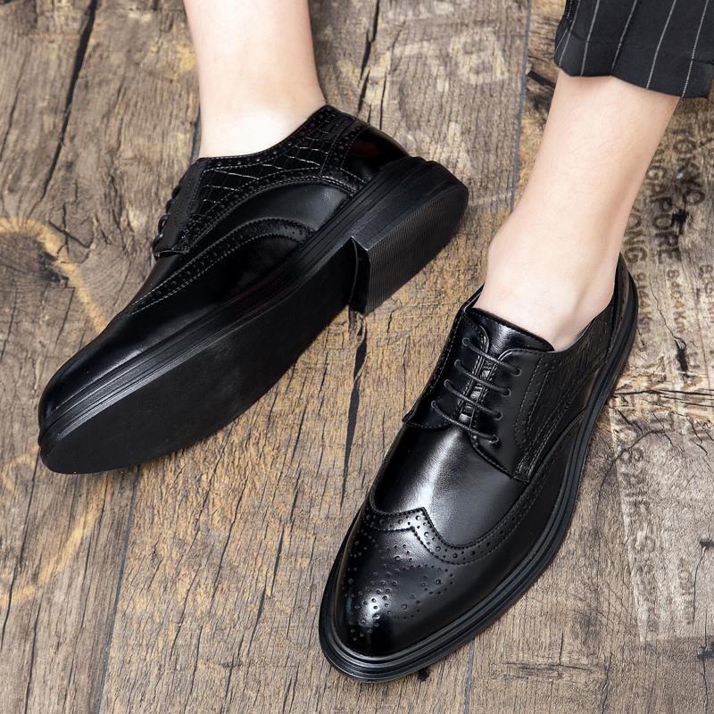 Модные мужские кожаные туфли с резными шнурками на шнуровке, весна 2024 г., мужские деловые повседневные туфли с низким вырезом для жениха, кожаные туфли на свадьбу
