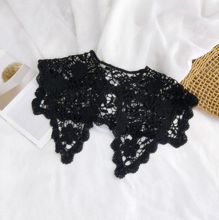Vintage Shawl O-Neck Doll Fake Collar Shirt Women Hollow Crochet Lace False Collar Detachable Woman Half Shirt Faux Col