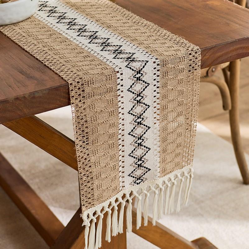 Bohemian Style Woven Table Runner Dining Decor Breathable Anti-Slip Dustproof Durable Polyester-Cotton Blend