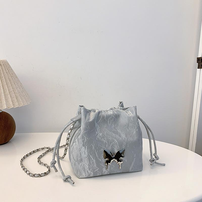 Сумка женская 2025 новая летняя красивая сумка-ведро с бабочкой, высокая ценность, зарубежный стиль, сумка-мессенджер на цепочке