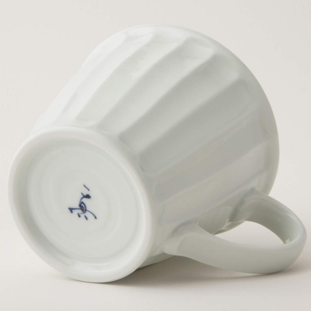 Saikai Pottery Hasami Ware White Porcelain Bamboo Forest Carving Mug 73423