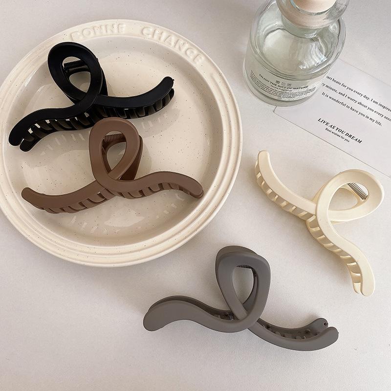 Винтажные кофейные когти для волос, модные полые заколки для волос с геометрическим рисунком, заколки для волос в виде краба и акулы, головные уборы для женщин, вечерние аксессуары для волос