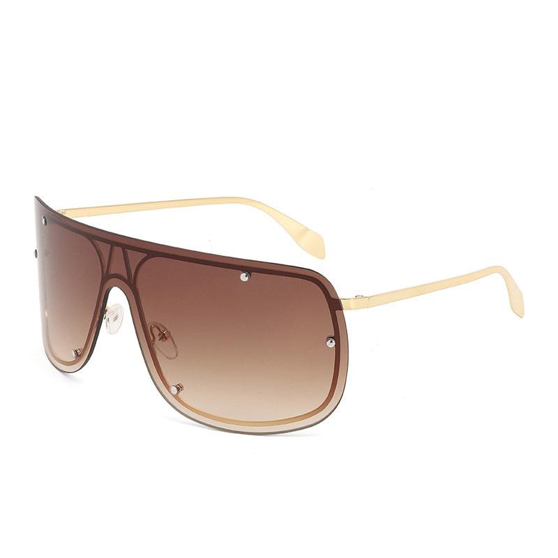 Oversized One-Piece Shield  Fashion Luxury Women Sunglasses Perfect For Cycling  Punk Rivet Big Frame Men Eyewear Uv400