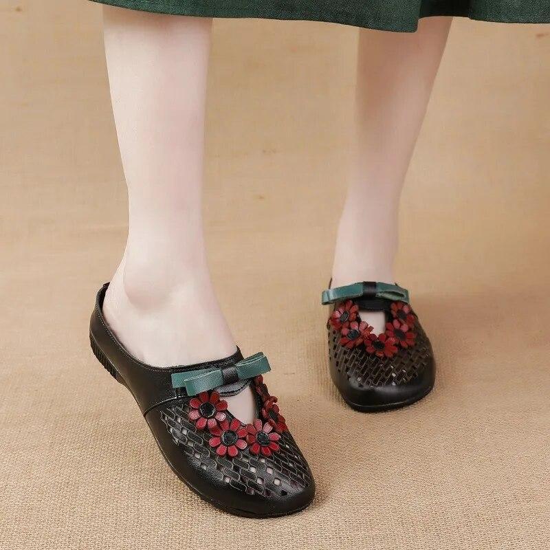 Johnature Тапочки из натуральной кожи с цветочным узором в этническом стиле. Женская обувь на низком каблуке. Полые наружные шлепанцы.