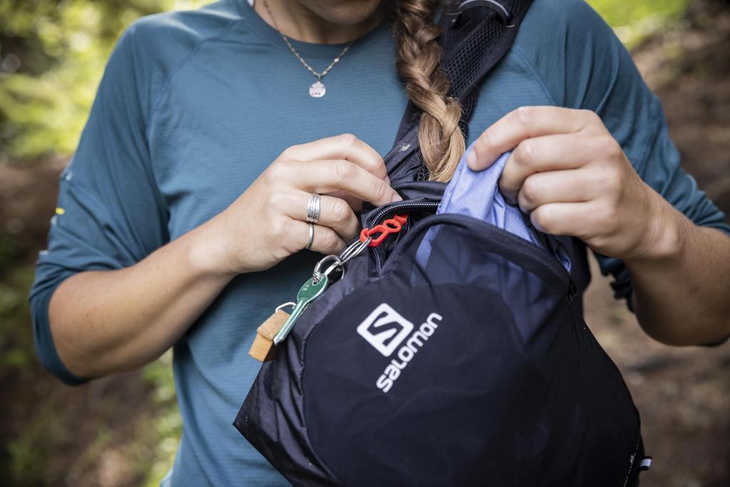 Salomon ADV HYDRA VEST 8 Hydration Black Bag,