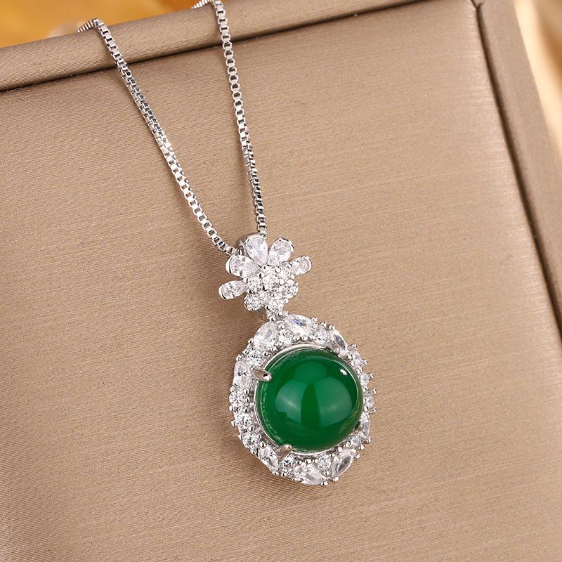 Jewelry Necklace Inlaid With Sapphire Green Chalcedony Red Corundum Fashion Collarbone Chain Temperament