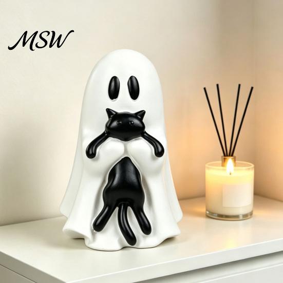 Cute Resin Ornament for Home Decor Halloween Ornament, Ghost Hugging A Black Cat Sculpture, Small Collectible Unique Figurine, Bedroom Entrance