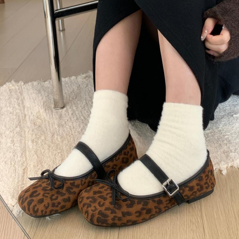 Модные женские замшевые балетки с короткими каблуками, туфли-лоферы с бантом, женская обувь 2025 года, повседневная обувь для ходьбы, зимняя обувь Мэри Джейн, Zapatillas