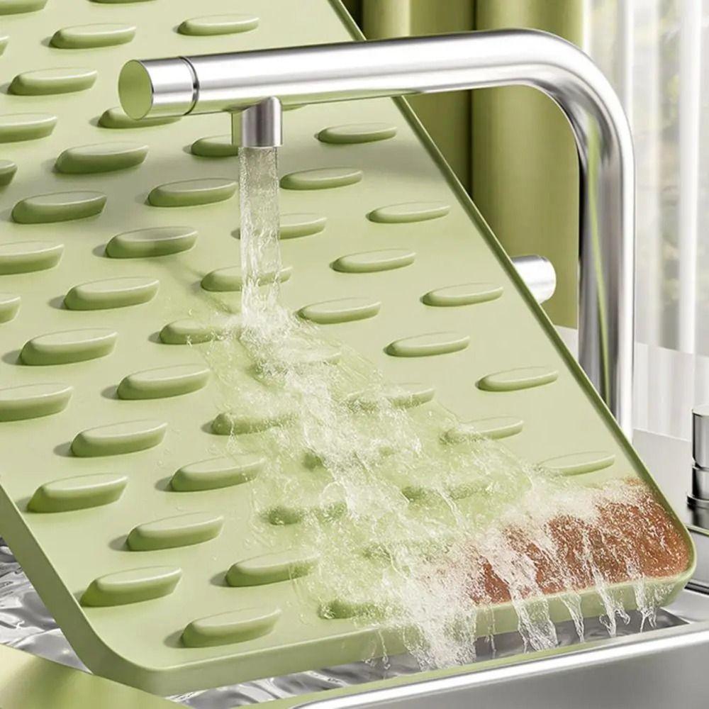 Tilted Design Silicone Drain Pad Non-Slip Water Drip Catcher Countertop Drain Tray  Hot Pots Pans