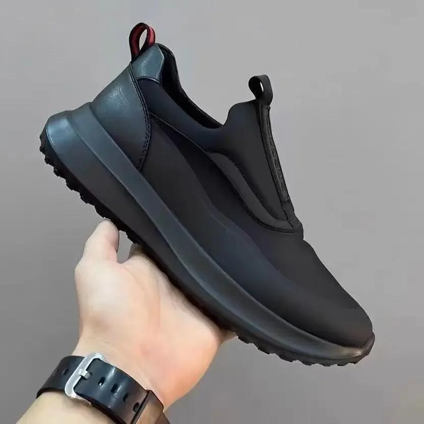 Мужские кроссовки на платформе Осень Новые вулканизированные туфли Мужские повседневные слипоны Кроссовки для бега Дышащие Мягкая подошва Толстая подошва Спортивная обувь