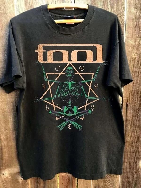 Vtg Tool rock metal band tour music short sleeve black classic T shirt