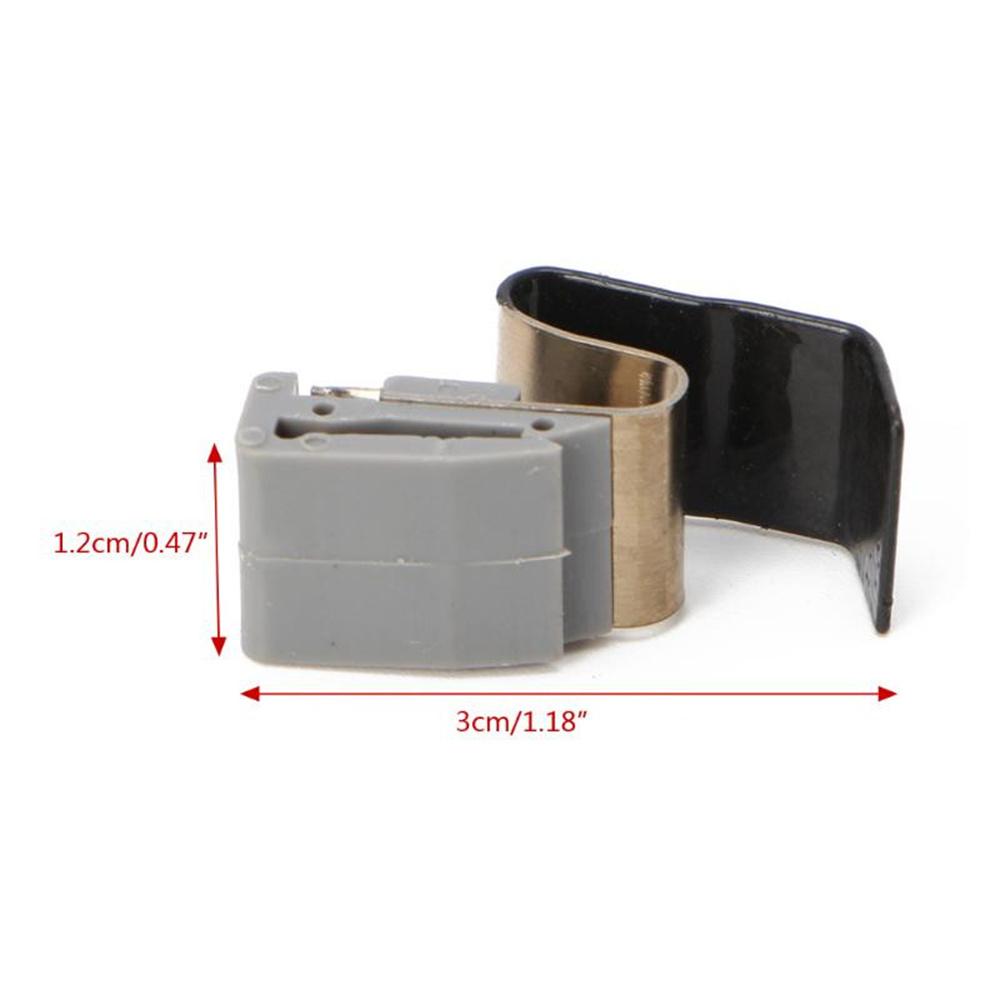 Mr970563 Пружинный зажим крышки лючка бензобака для Mitsubishi Outlander Lancer Pajero