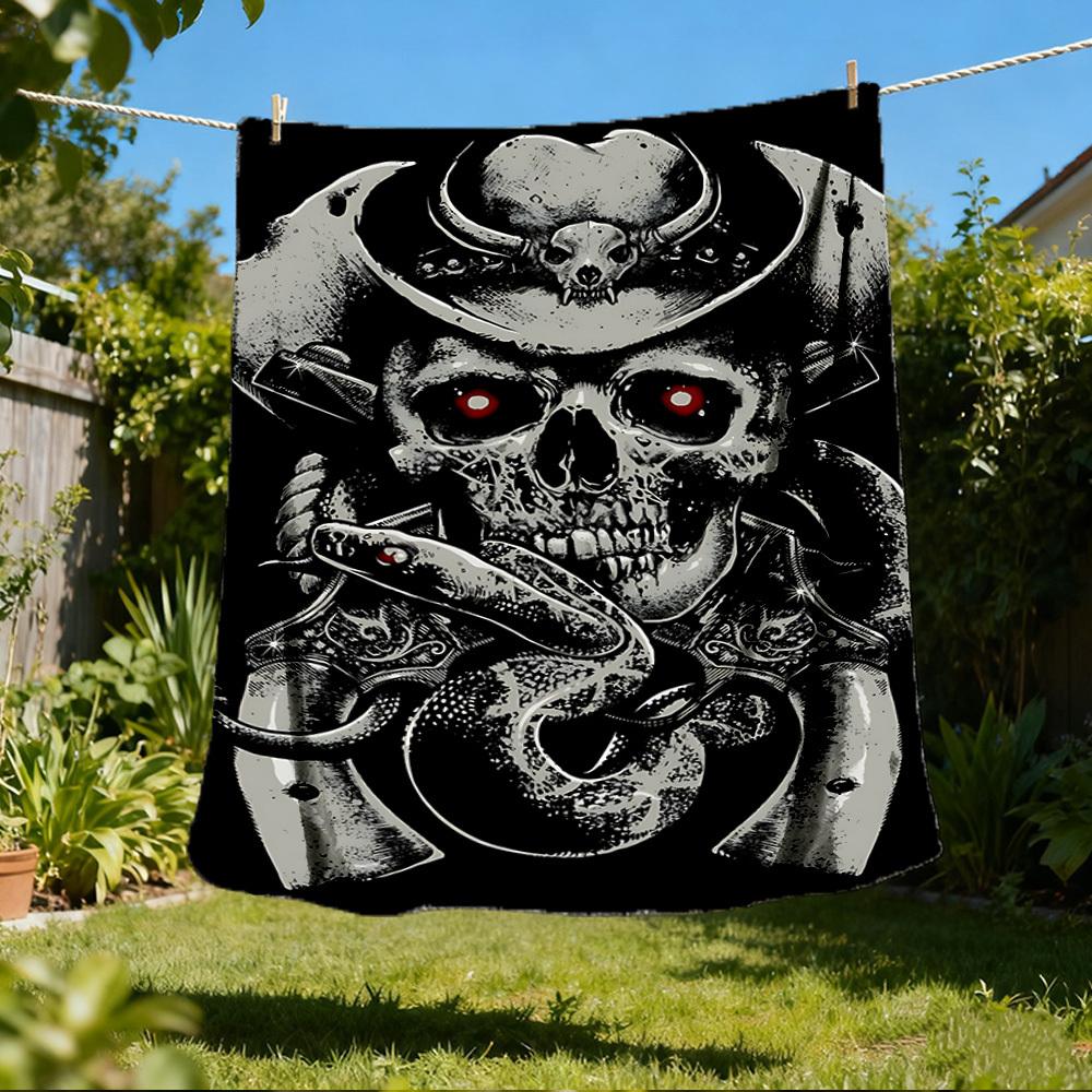 1pc Skull Snake Print Throw Blanket Polyester Fiber, Lightweight Flannel, Soft & Warm, All Season Use for Outdoor, Camping Digital Print
