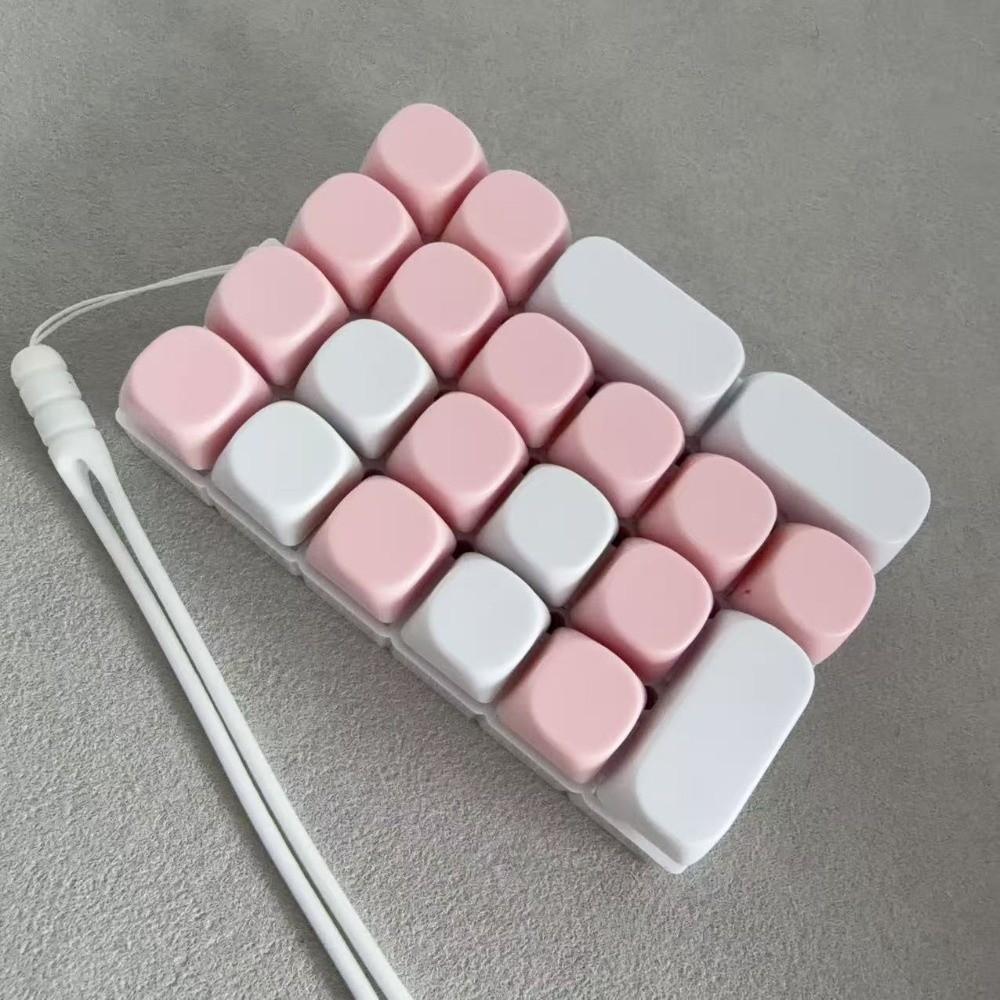 9-key 24-key Finger Button Toys Plastic Keycap Antistress Toys Keyboard Key Chain for Adults Kid