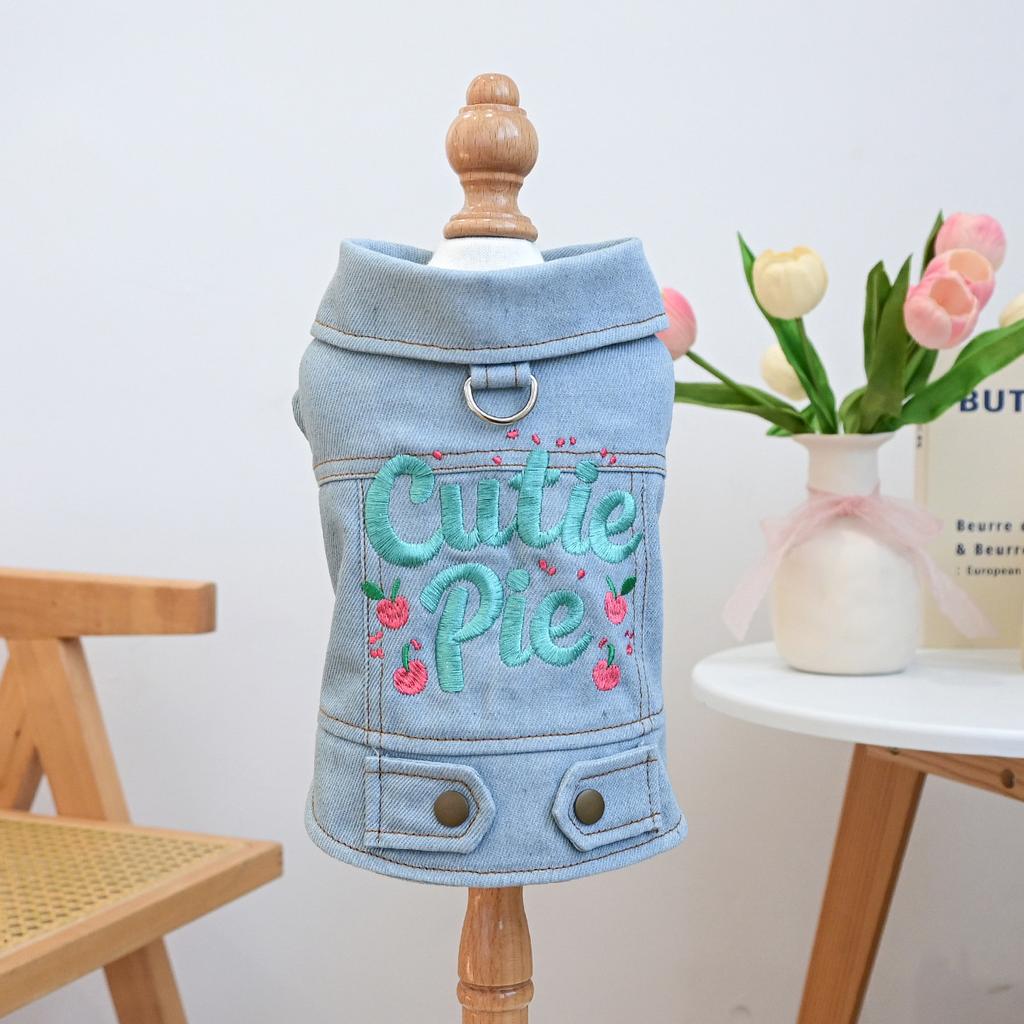 Pet Clothes Dog Cat Clothing Clothing Handsome Cute Rock Handsome Denim Collection Directly from the Manufacturer