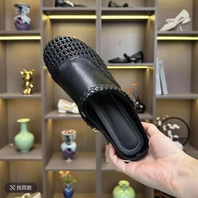 Женская обувь – Сандалии