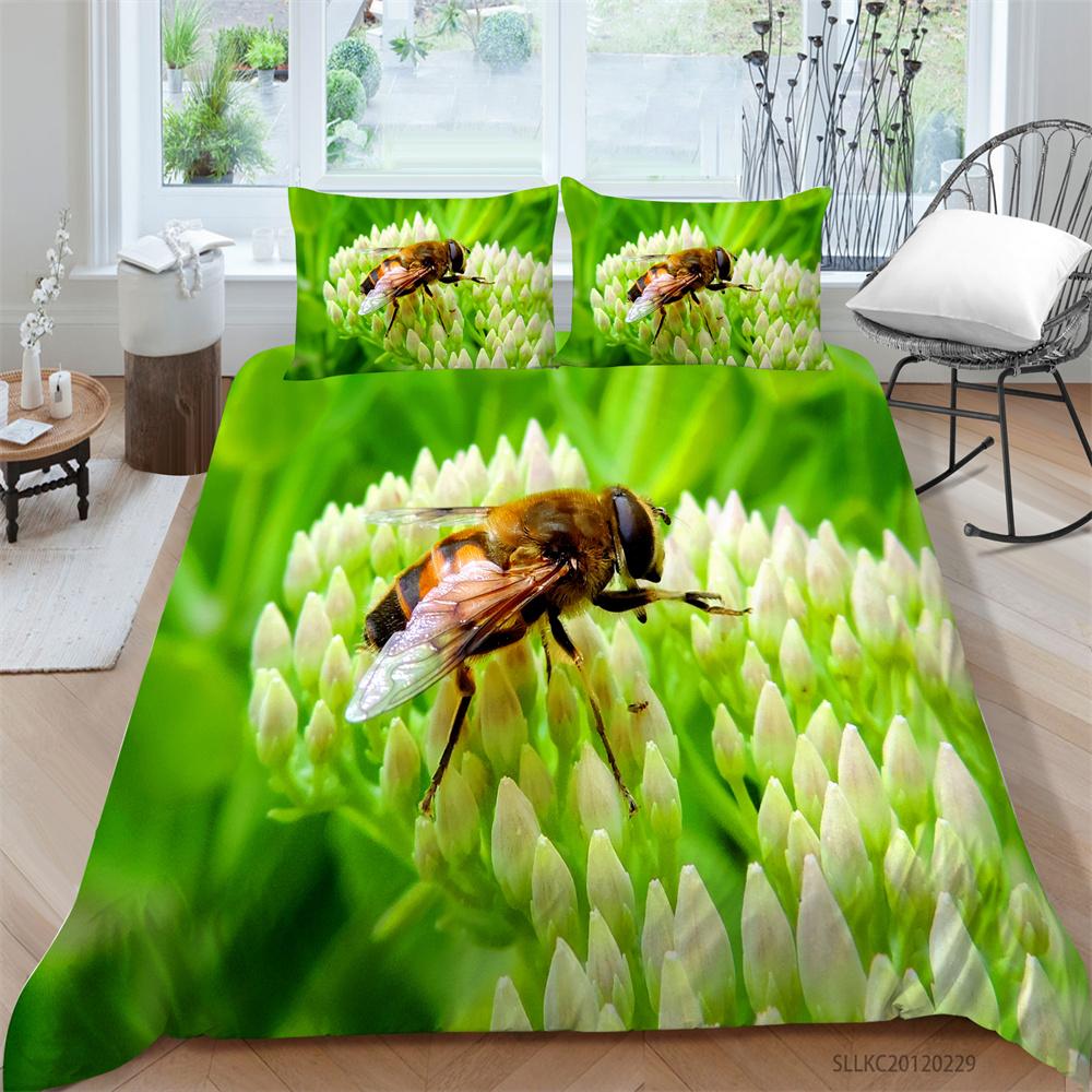 Kids Bedding Set 3D Bee Print Quilt Kids School Adults Bed Set Microfiber Fashion Home Bedclothes Duvet Covers