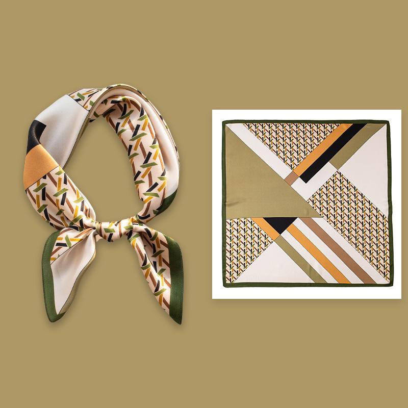 Literary Small Floral Summer 100% Mulberry Silk Shawl Age-reducing Fashion Neck Protection Professional Scarf