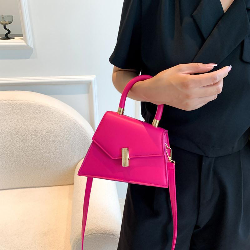 Trendy Small Square Shoulder Bag For Women Chic And Simple Handbag With Lock Summer 2023