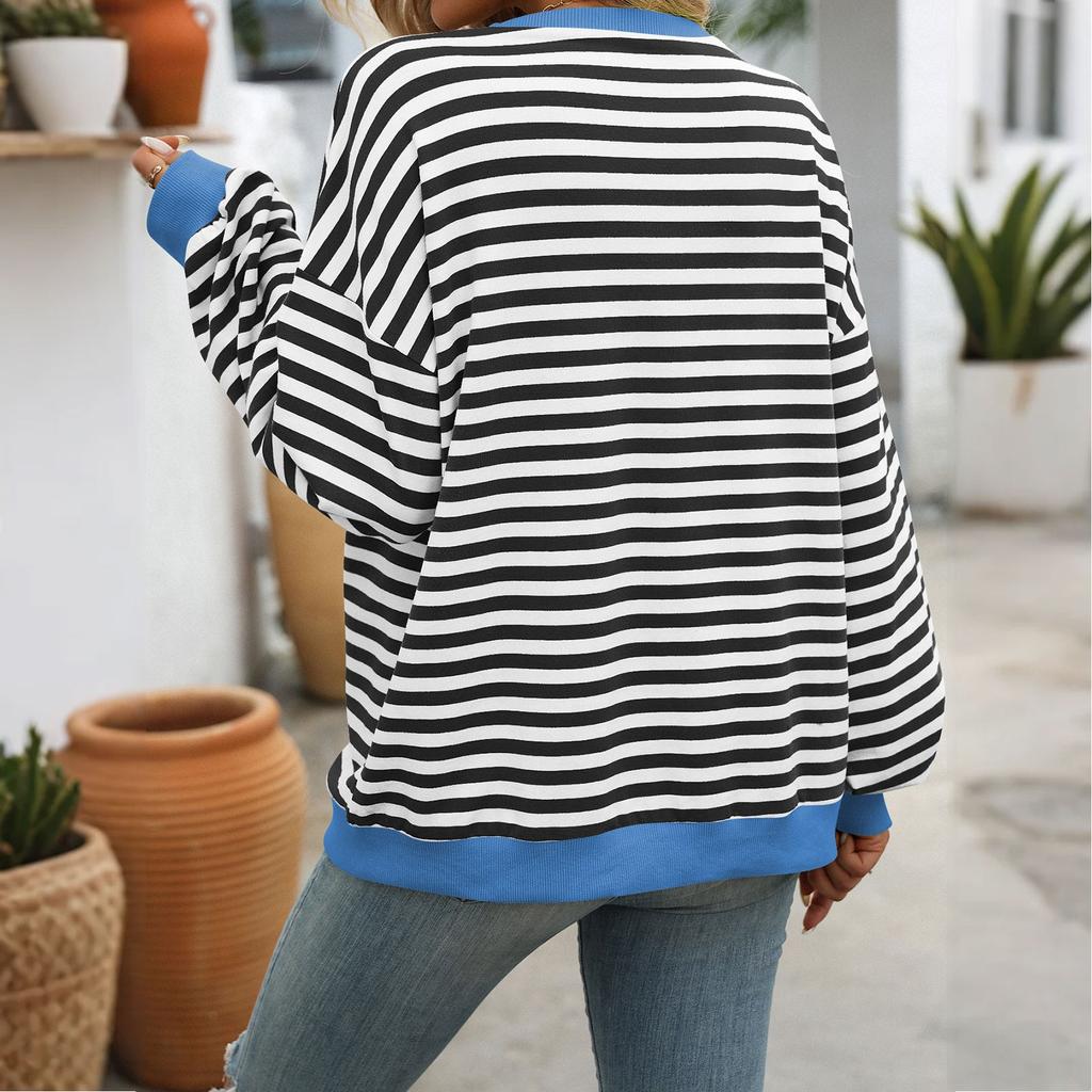 Женский цветной полосатый свитшот свободного кроя с круглым вырезом