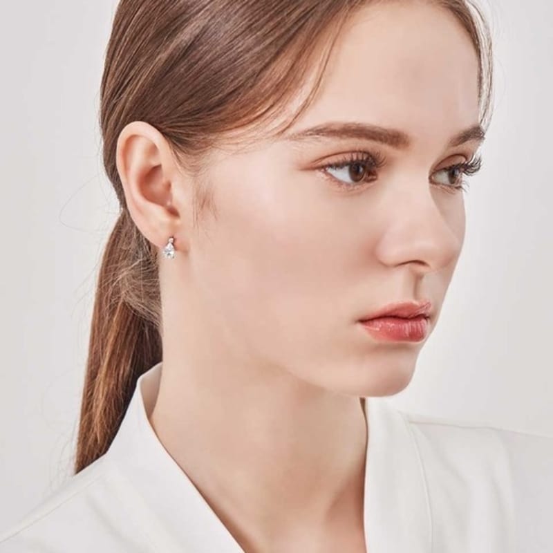 GEIGER Jewelry 925 Silver Simple Waterdrop Stone Earrings GISVEE137