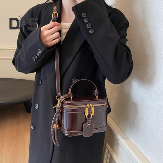 Crossbody Bag Bucket Shape Faux Leather Bell Rope Decor Handbag Vintage Zipper Closure Smooth Surface Shoulder Bag for Work Party Travel