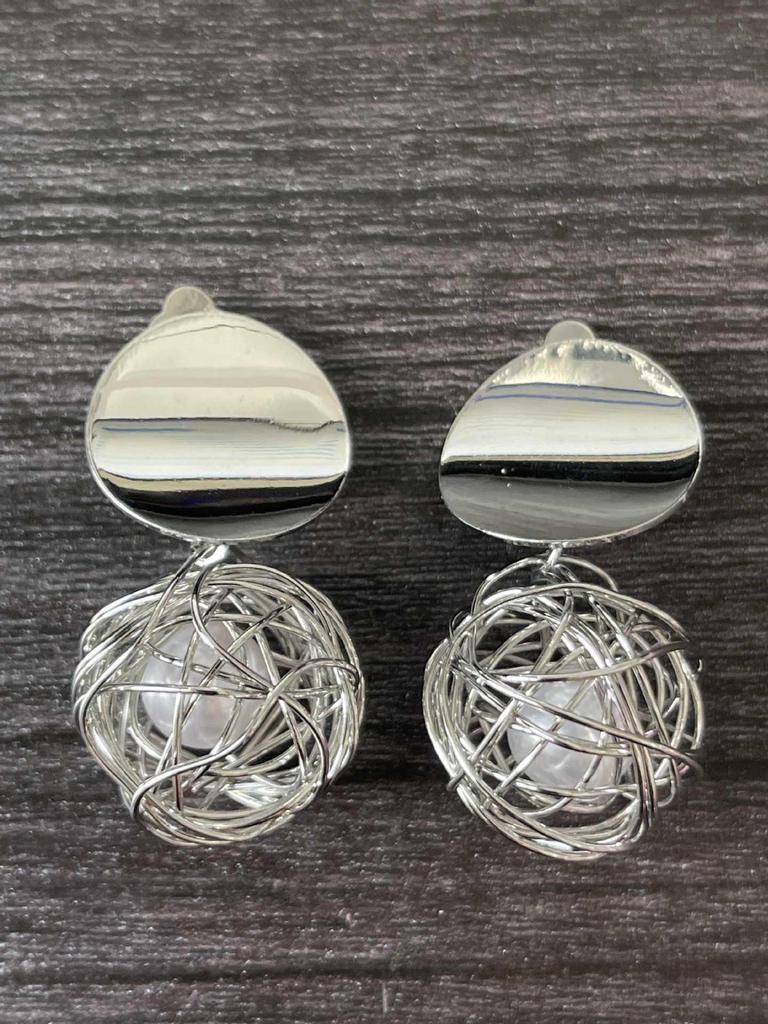 Элегантные золотые проволочные клипсы с жемчужным шариком — прокол не требуется