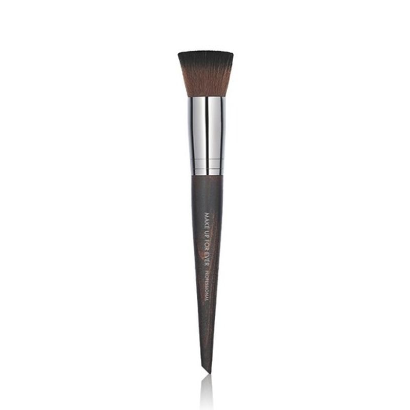 MAKE UP FOR EVER Кисть для интенсивного румяна BTG 154