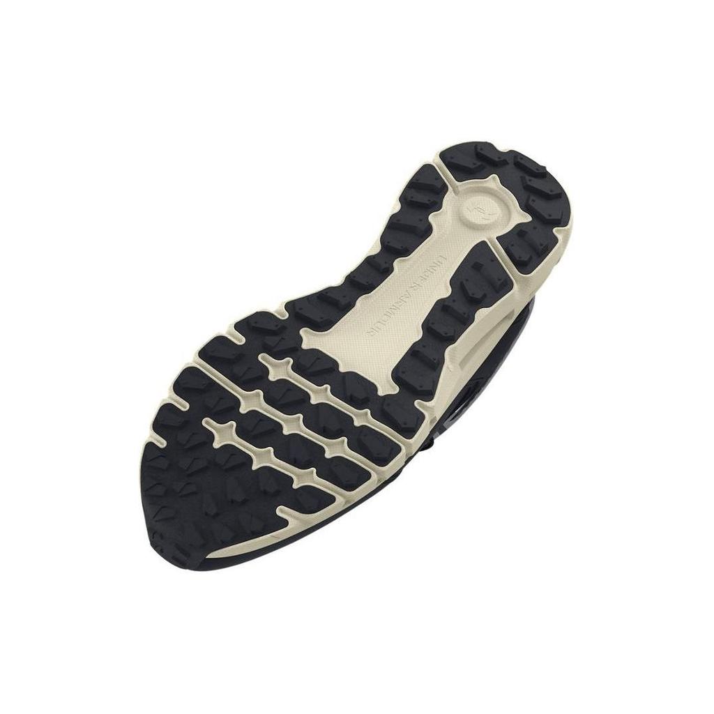 Under Armour Кроссовки Summit Trek Черно-белые Женские 3028346-001
