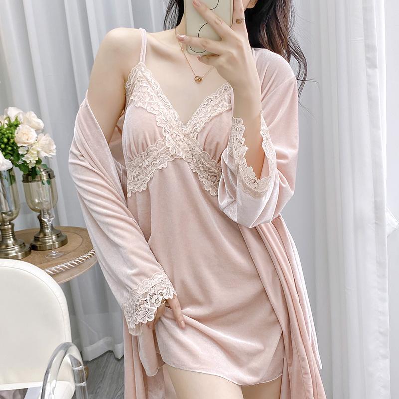 1011 Autumn New Golden Velvet Pajamas Women's Two-piece Pajamas Warm Pajamas Sexy Long Sleeve Pajamas