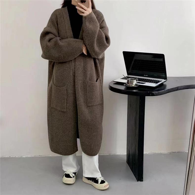 Большой размер ленивый стиль длинный вязаный кардиган женский осень и зима новый корейский вариант свободный V-образный вырез двойной карман свитер куртка прилив