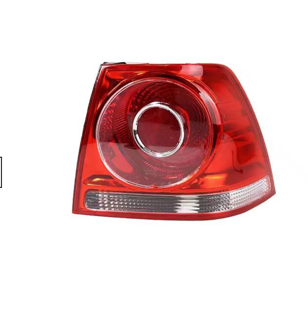 Совместимо с Volkswagen Bora 2006-2008: внутренние/внешние задние фонари, стоп-сигналы, фонари заднего хода и задние габаритные огни.
