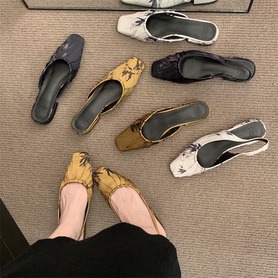Баотоу полутапочки женские для улицы 2025 весна и лето новые вышивка в китайском стиле плоская подошва мюли повседневные сандалии