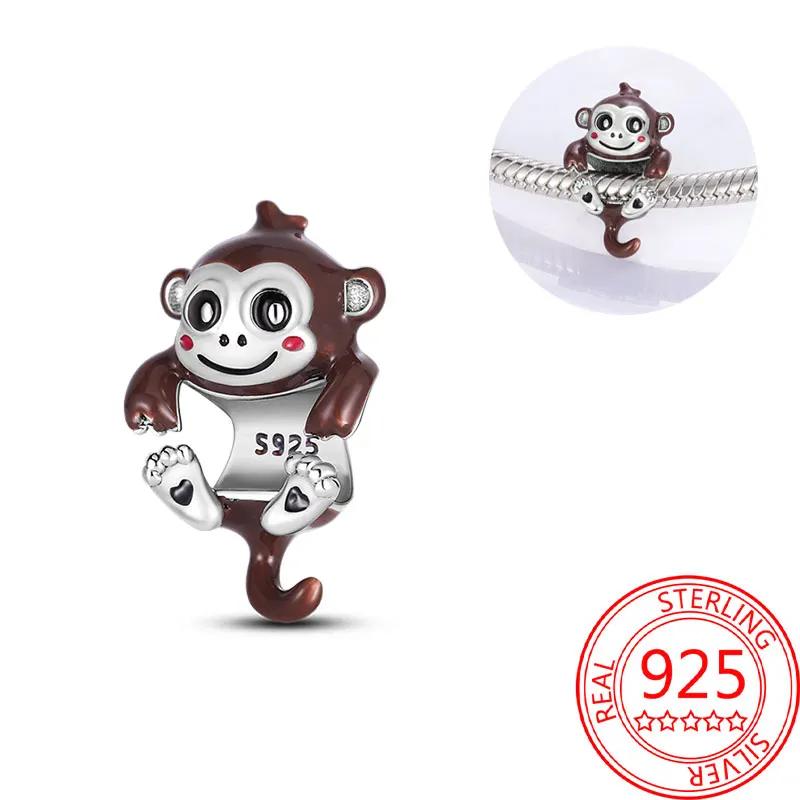 Exquisite Copper Little Monkey Embracing Red Heart Pendant Fit Bracelet Necklaces Party Pairing With Handmade Gifts